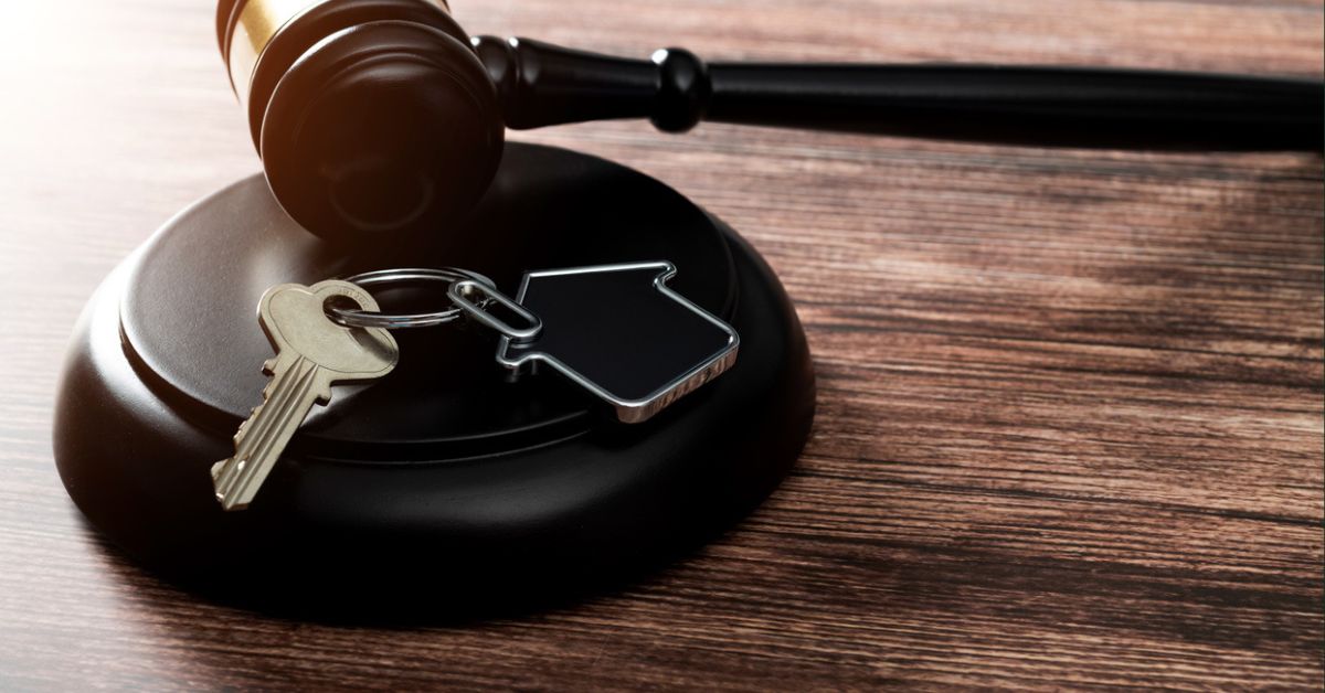 Navigating the Complex Process of Splitting Property During Divorce